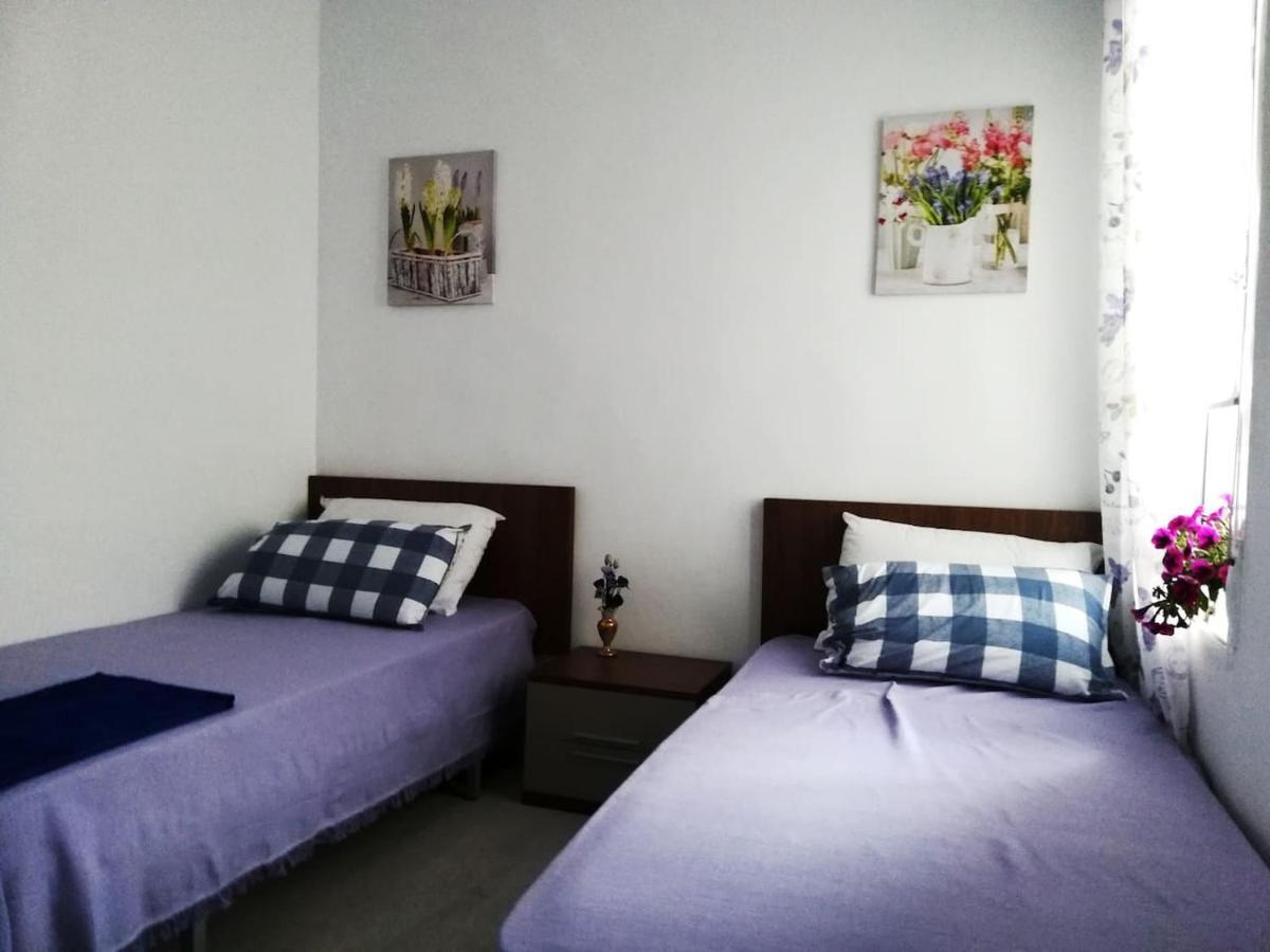 3 Bedroom 150 M From The Beach Torrevieja Exterior photo