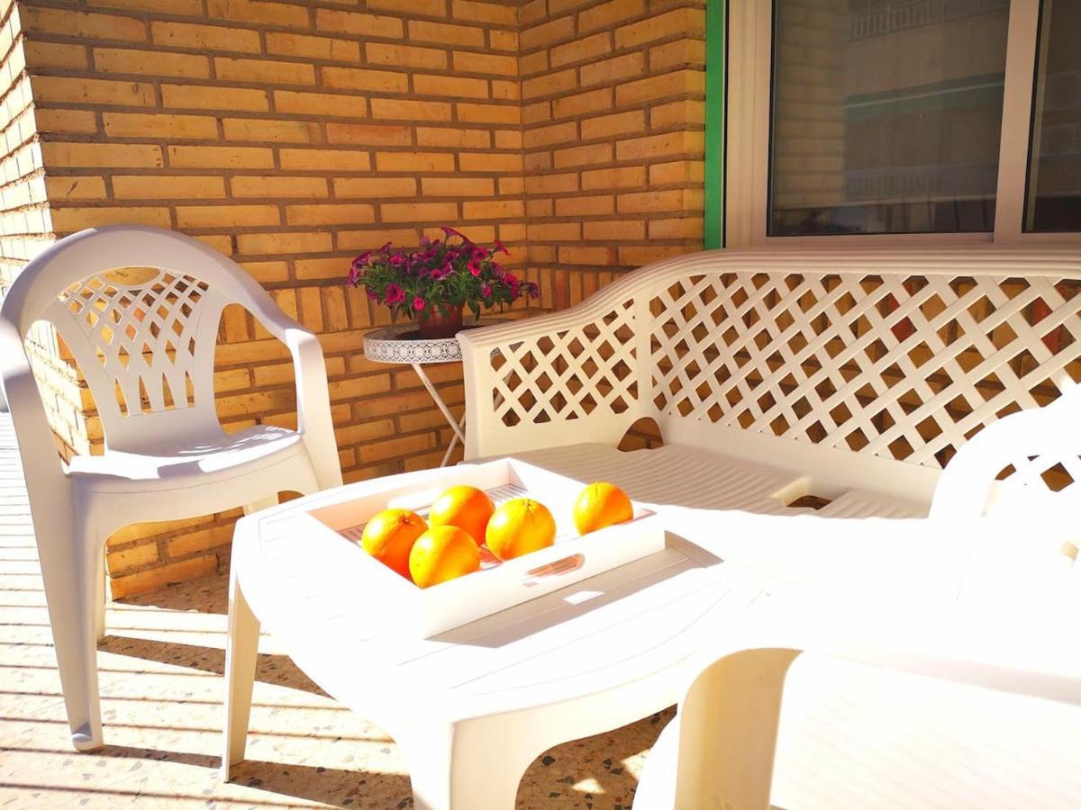 3 Bedroom 150 M From The Beach Torrevieja Exterior photo